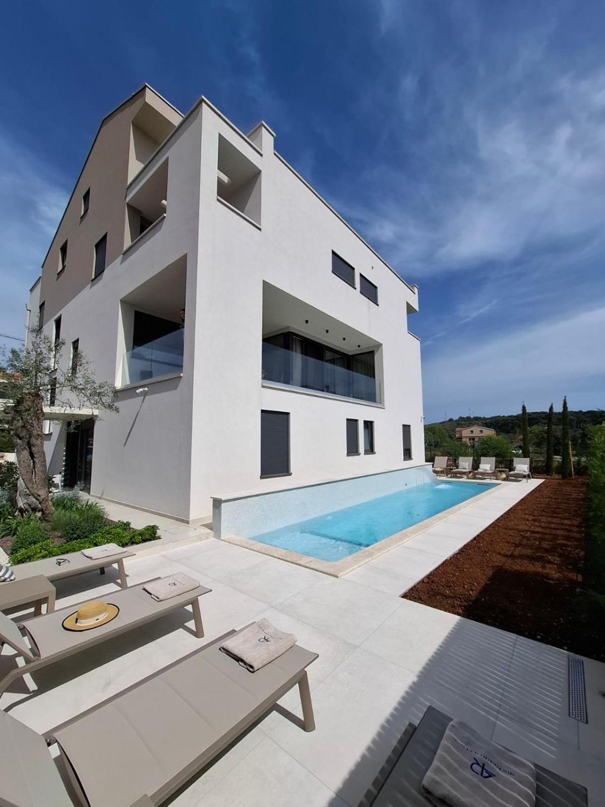 4R Royal Residence Rojnic Rovinj 3 ภายนอก รูปภาพ